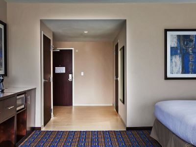 Hotel Clarion - Plano West 3*